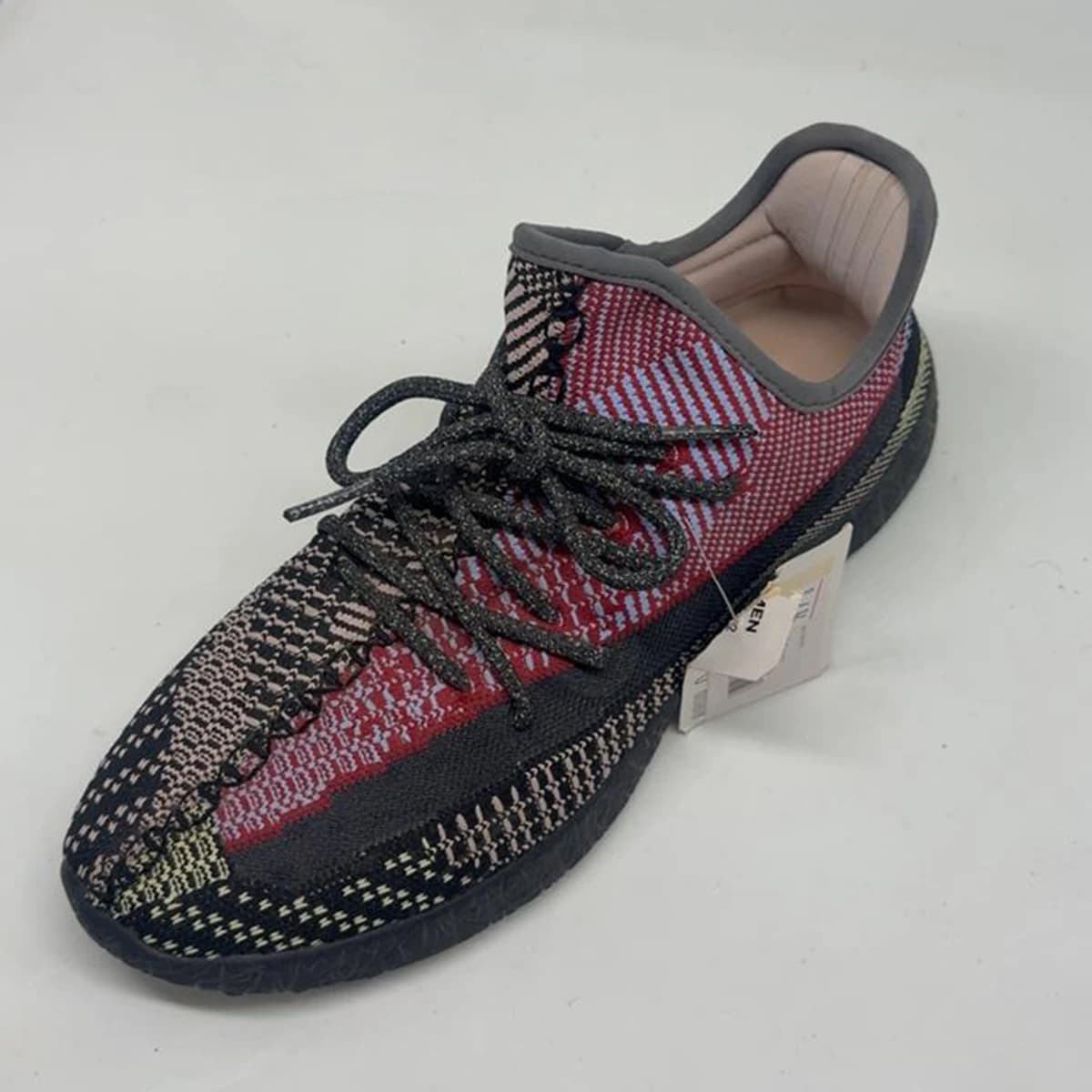 حذاء لورمين 350V2